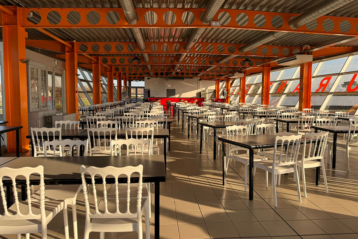 Restaurant-Panoramique-Salle.jpg